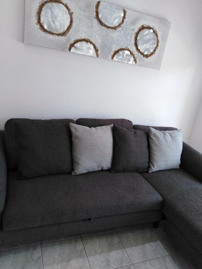Modern Apartment In Paphos Town Centre Exterior photo